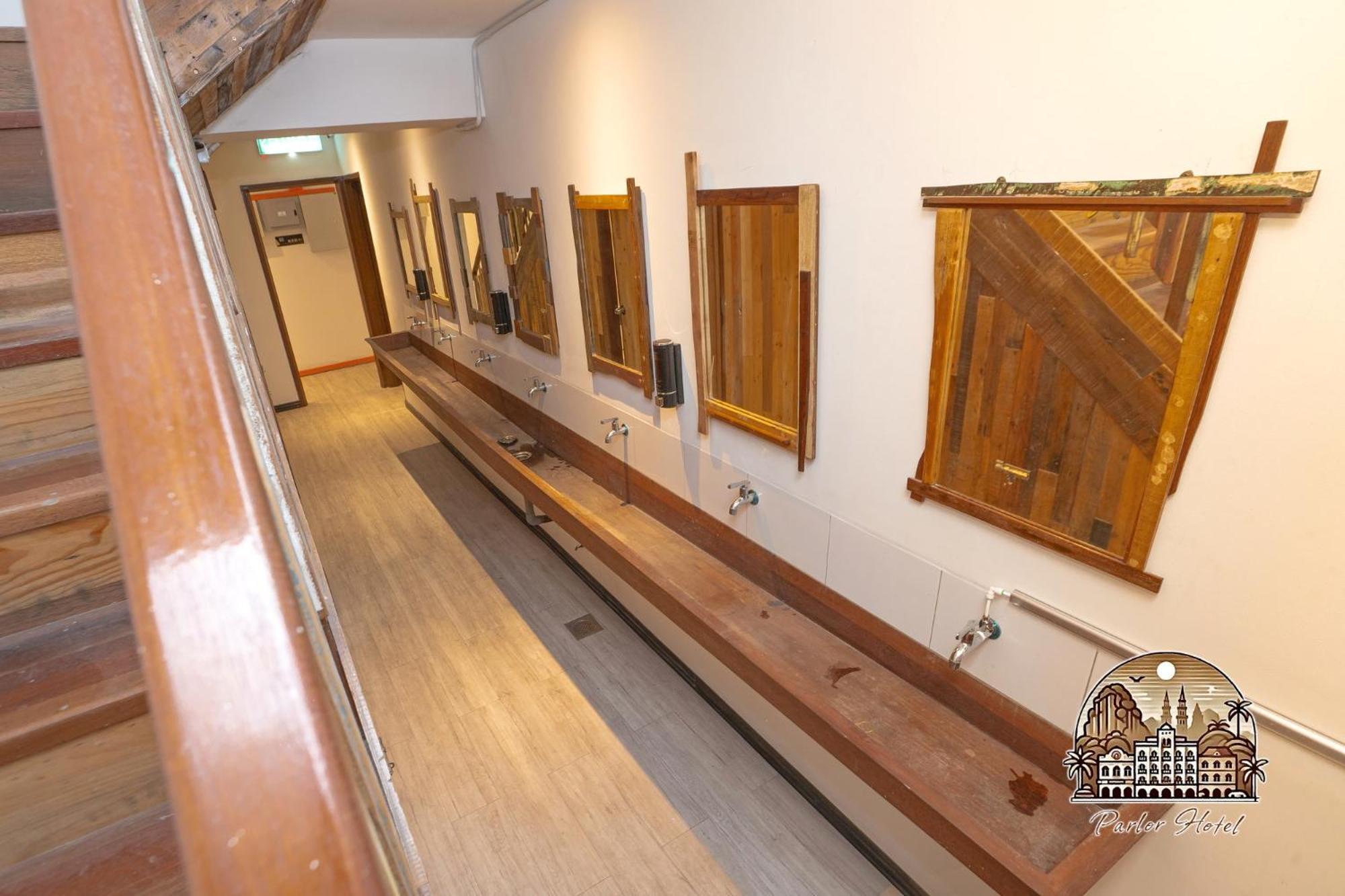 Parlor Hotel อิโปห์ ภายนอก รูปภาพ