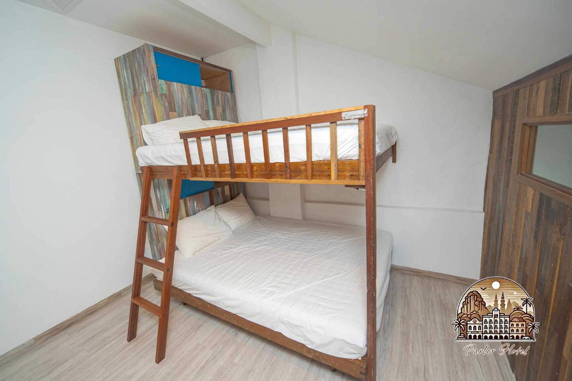 Parlor Hotel อิโปห์ ภายนอก รูปภาพ